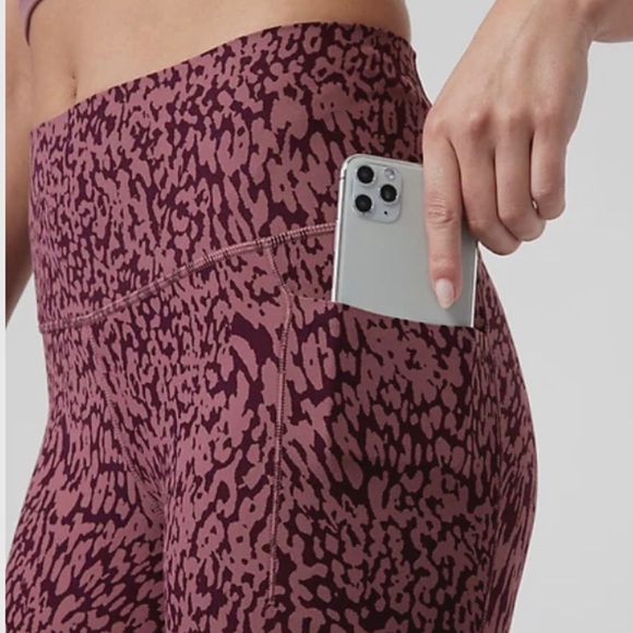 Athleta Salutation Stash Pocket II Printed7/8 Tight Legging Women’s 3X Plus - Picture 4 of 11